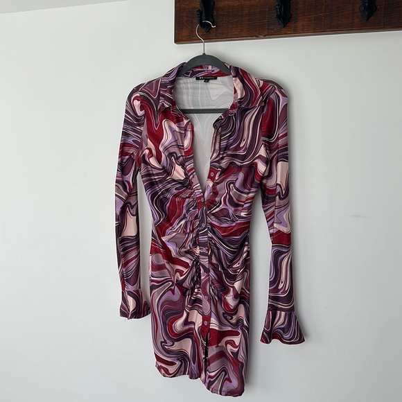 BUTTON UP DRESS - Picture 1 of 4